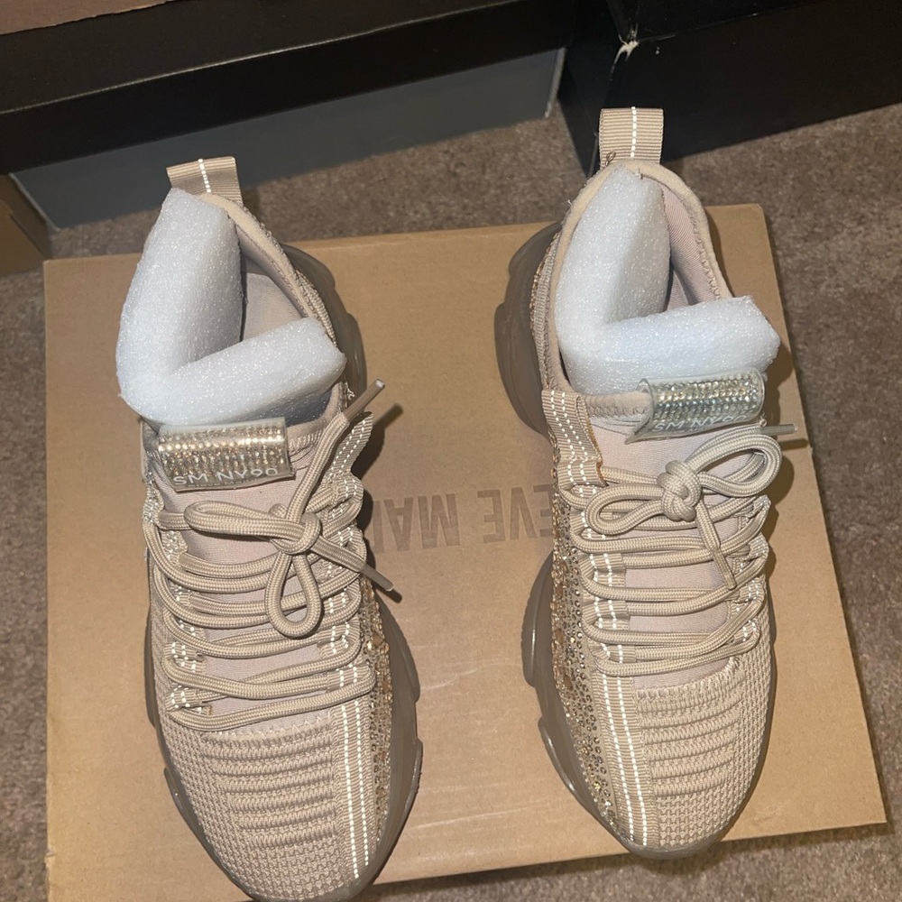 Steve Madden Tan Sneakers